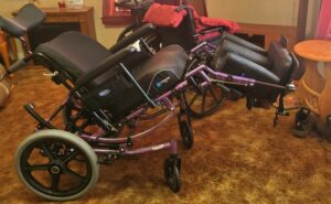 Manual wheelchair MG pic 2