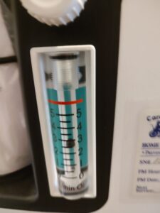 Close up of flow meter, which goes up to 5 liters per minute. Picture is slightly blurry.